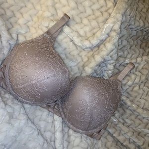 Limited Edition Victoria’s Secret Bombshell Bra